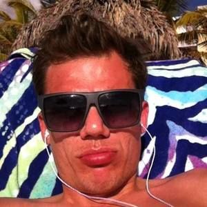 Meet your Posher, Onur